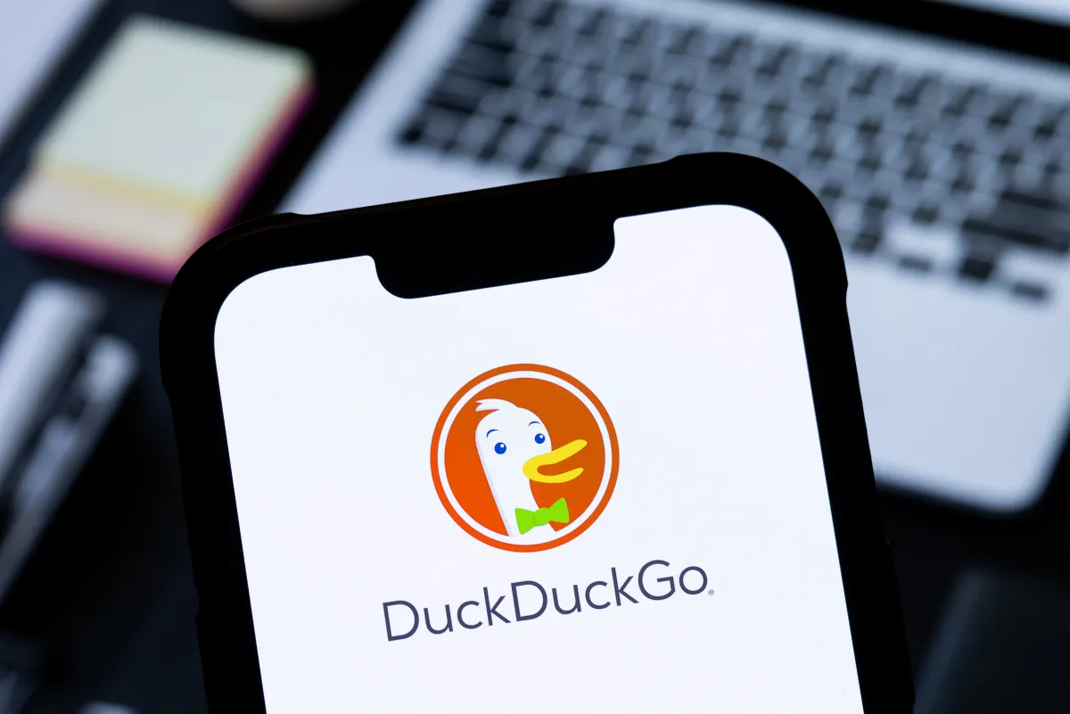 DuckDuckGo允许在搜索结果中过滤掉AI图片
